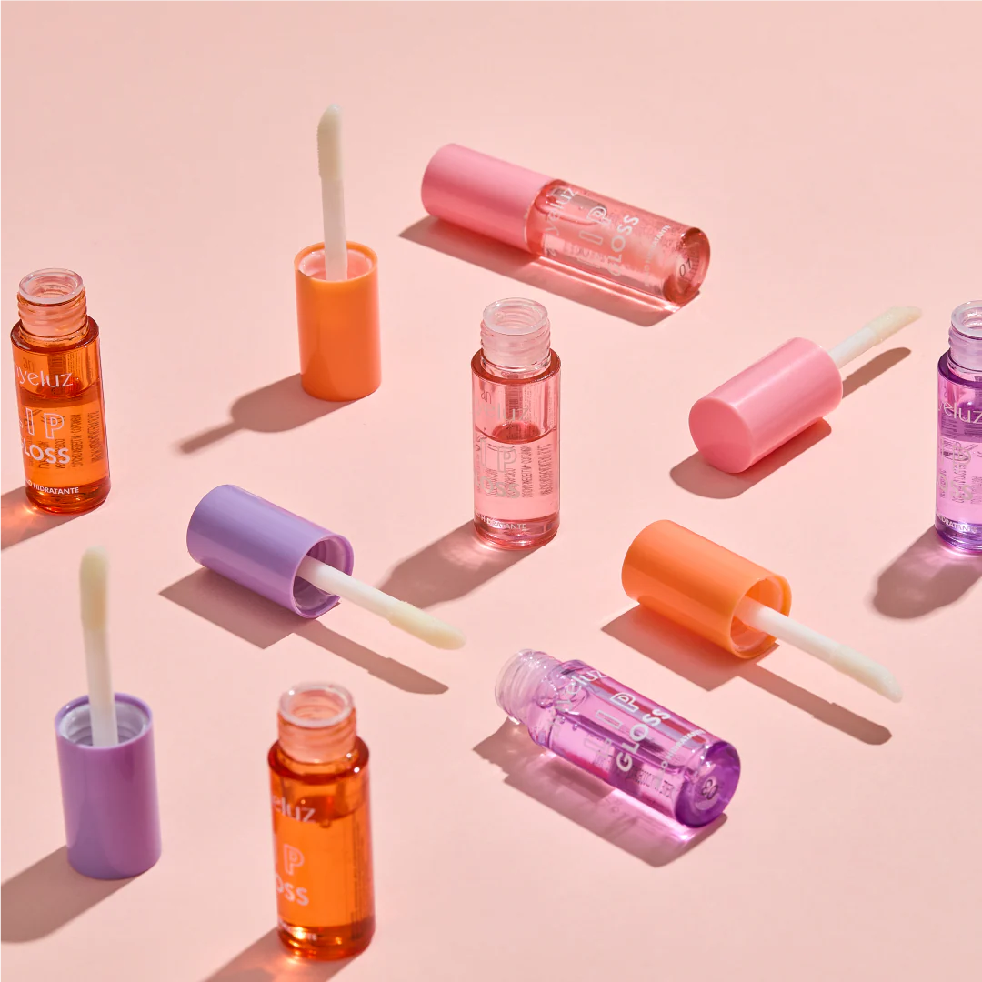 LIP GLOSS